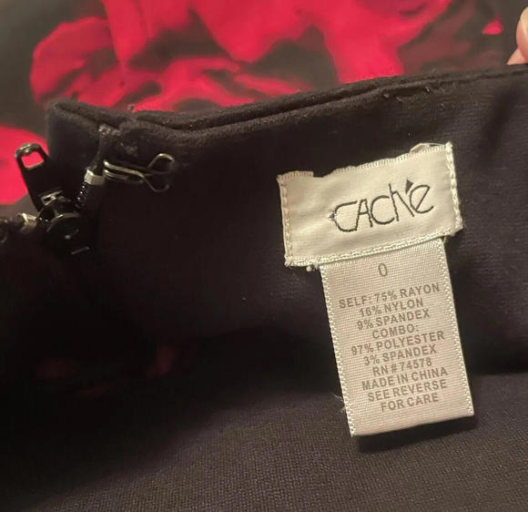 Cache Black / Red Floral Flower Print Skirt Size 0 - - Picture 5 of 6